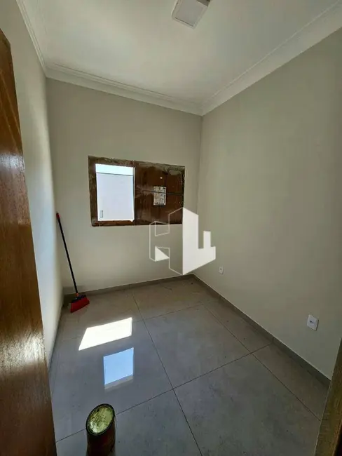 Foto 6 de Casa com 3 quartos à venda, 261m2 em Jau - SP