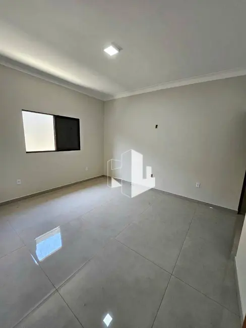 Foto 9 de Casa com 3 quartos à venda, 261m2 em Jau - SP