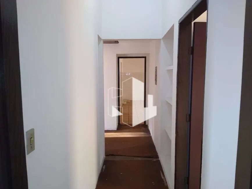 Foto 5 de Casa com 4 quartos à venda, 239m2 em Vila Nova Brasil, Jau - SP