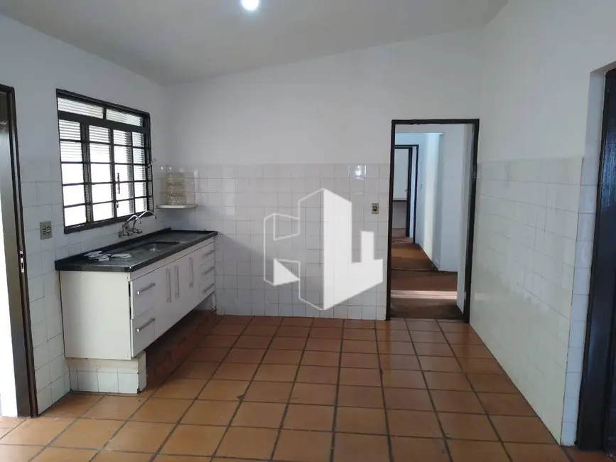 Foto 4 de Casa com 4 quartos à venda, 239m2 em Vila Nova Brasil, Jau - SP