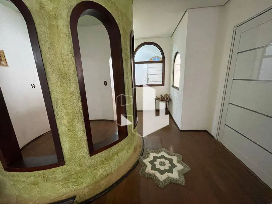 Foto 6 de Casa com 3 quartos para alugar, 10m2 em Vila Assis, Jau - SP