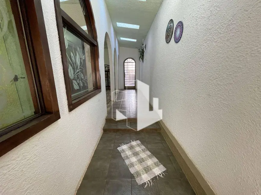 Foto 4 de Casa com 3 quartos para alugar, 10m2 em Vila Assis, Jau - SP