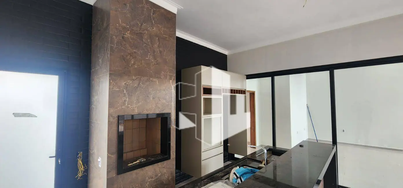 Foto 9 de Casa com 3 quartos à venda, 300m2 em Jardim América, Jau - SP