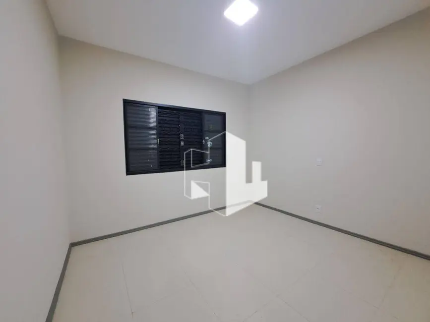 Foto 5 de Casa com 3 quartos para alugar, 250m2 em Jardim Ferreira Dias, Jau - SP