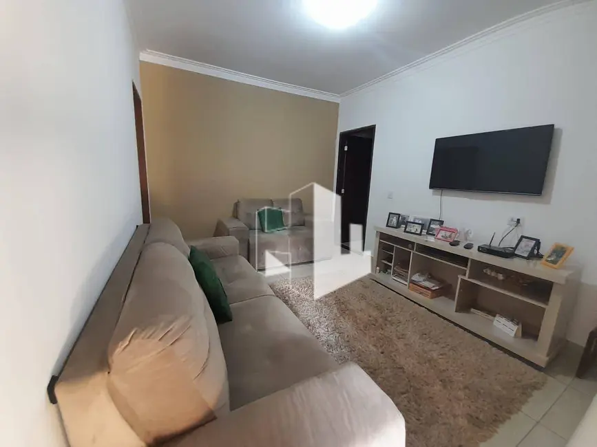 Foto 5 de Casa com 3 quartos à venda, 250m2 em Jardim América, Jau - SP