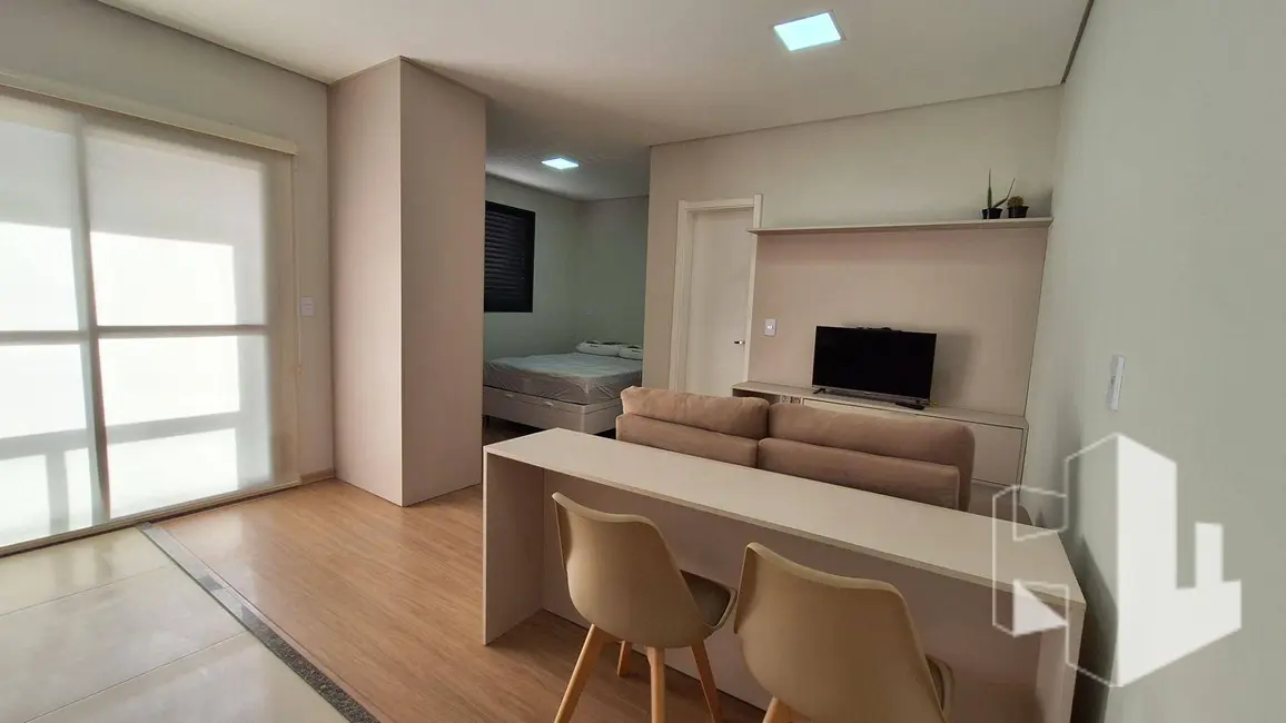 Foto 1 de Apartamento com 1 quarto para alugar, 33m2 em Chácara Peccioli, Jau - SP