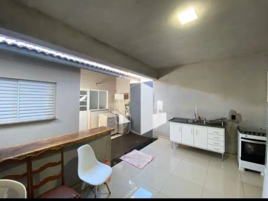 Foto 8 de Casa de Condomínio com 2 quartos à venda, 140m2 em Jau - SP