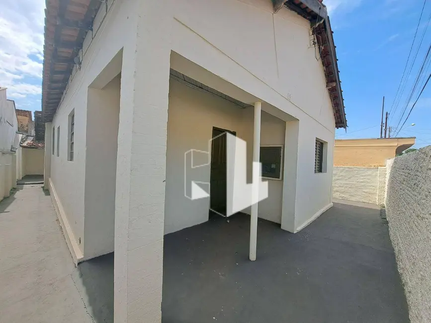 Foto 1 de Casa com 3 quartos para alugar, 200m2 em Vila Nova Jaú, Jau - SP