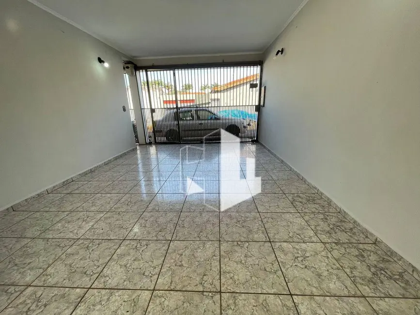 Foto 3 de Casa com 3 quartos à venda, 250m2 em Santo Antônio, Jau - SP