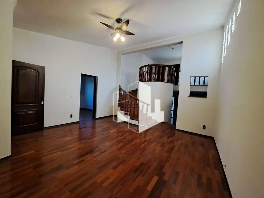 Foto 6 de Casa com 3 quartos à venda e para alugar, 616m2 em Jardim Maria Luiza II, Jau - SP