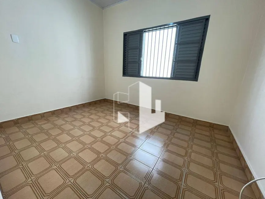 Foto 6 de Casa com 2 quartos à venda e para alugar, 420m2 em Vila Hilst, Jau - SP