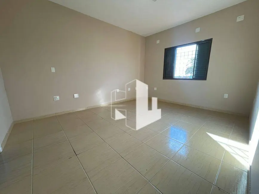Foto 6 de Casa com 3 quartos para alugar, 250m2 em Vila Vicente, Jau - SP