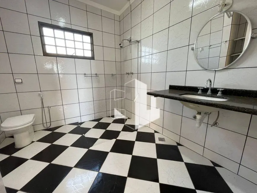 Foto 7 de Casa com 3 quartos para alugar, 250m2 em Vila Vicente, Jau - SP