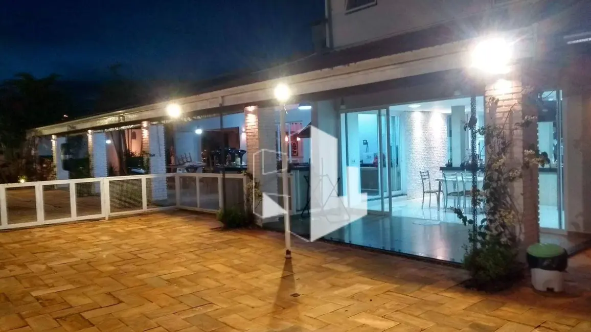 Foto 1 de Casa com 3 quartos à venda, 826m2 em Vila Santa Terezinha, Jau - SP