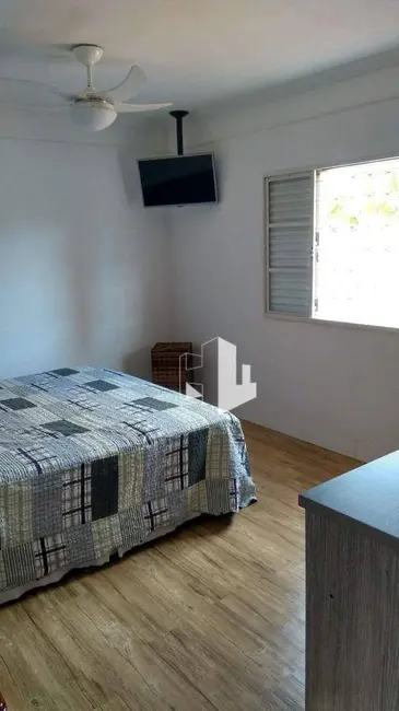 Foto 9 de Casa com 3 quartos à venda, 826m2 em Vila Santa Terezinha, Jau - SP