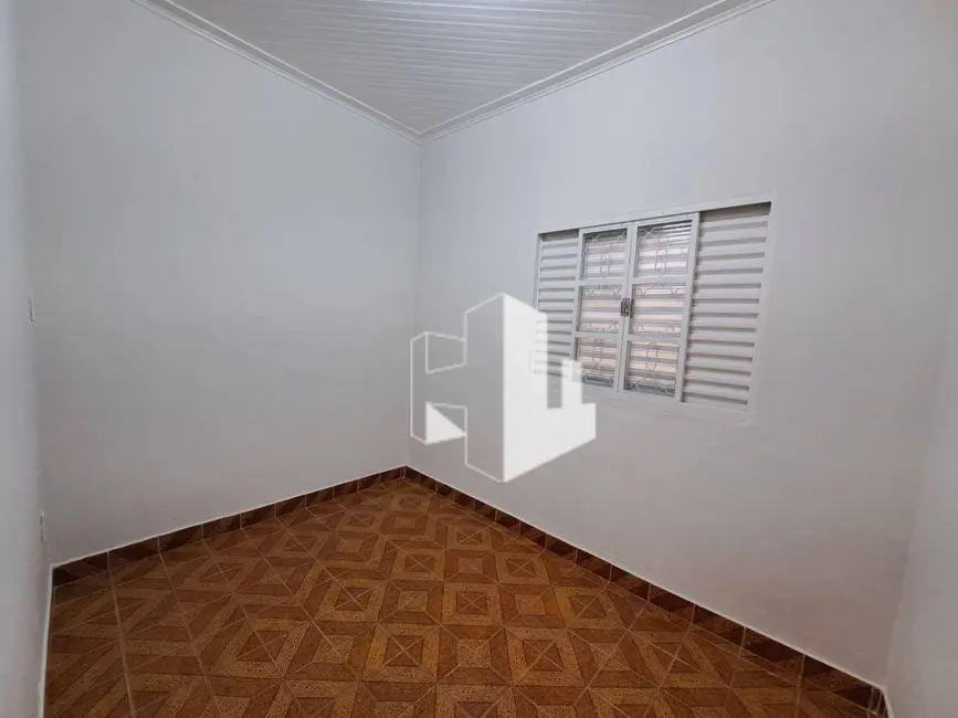 Foto 9 de Casa com 3 quartos para alugar, 180m2 em Vila Nova Jaú, Jau - SP