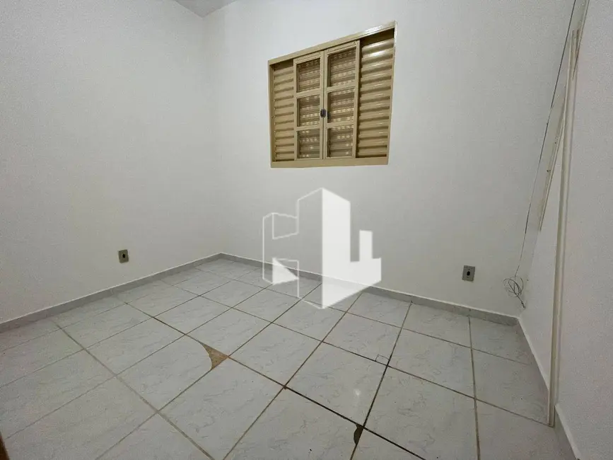 Foto 2 de Casa com 3 quartos à venda e para alugar, 150m2 em Residencial Marcio Soufen Redi, Jau - SP