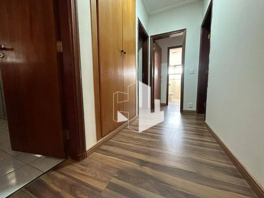 Foto 2 de Apartamento com 3 quartos à venda, 140m2 em Centro, Jau - SP