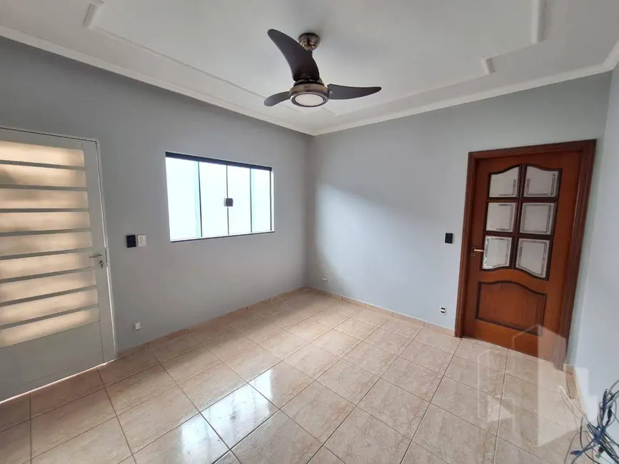 Foto 2 de Casa com 2 quartos à venda, 125m2 em Jardim Nova Jaú, Jau - SP