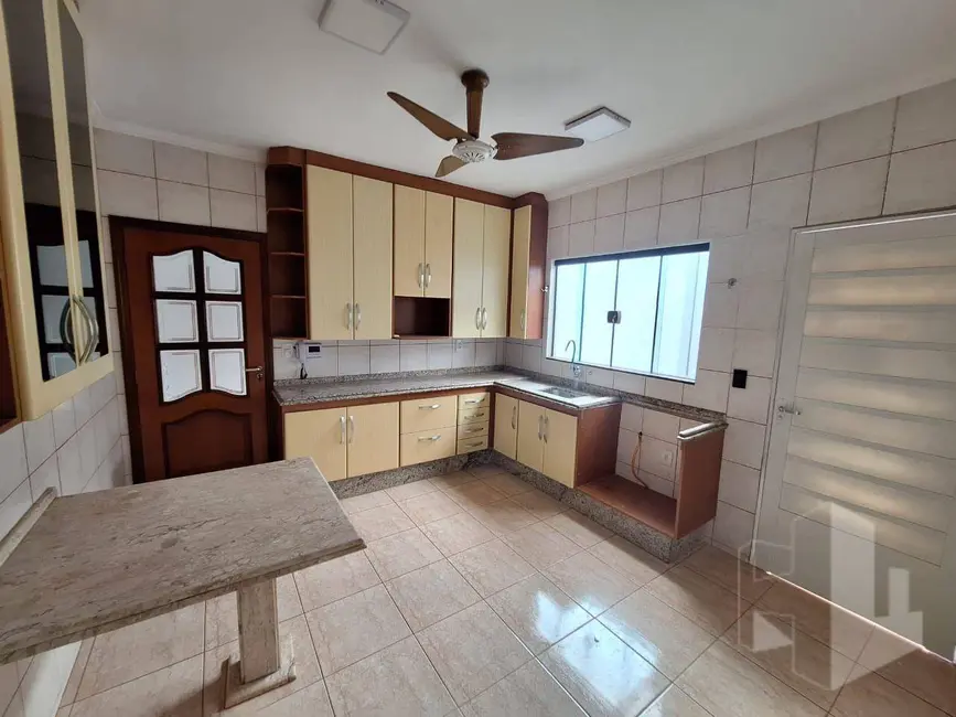 Foto 5 de Casa com 2 quartos à venda, 125m2 em Jardim Nova Jaú, Jau - SP