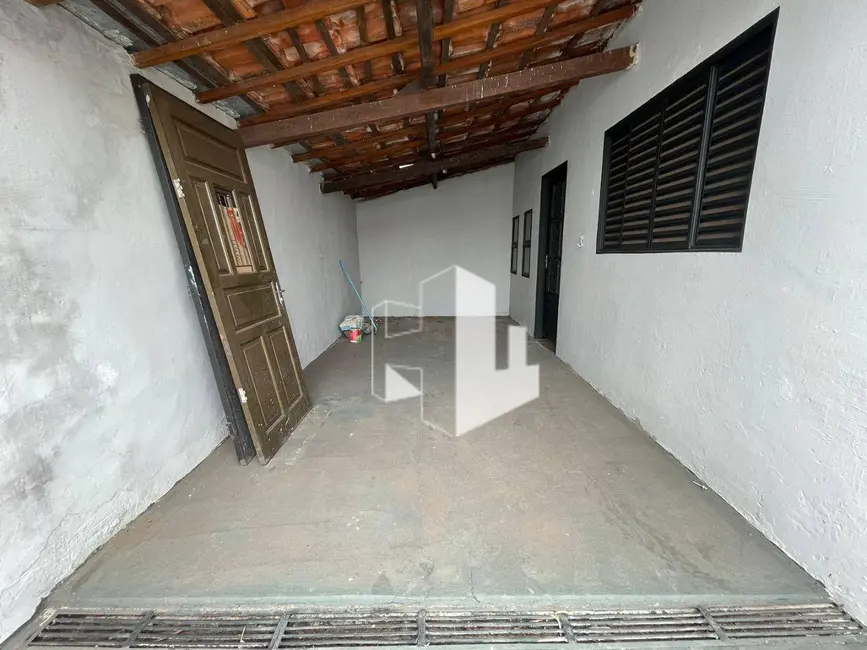 Foto 1 de Casa com 2 quartos à venda, 140m2 em Jardim Orlando Chesini Ometto, Jau - SP