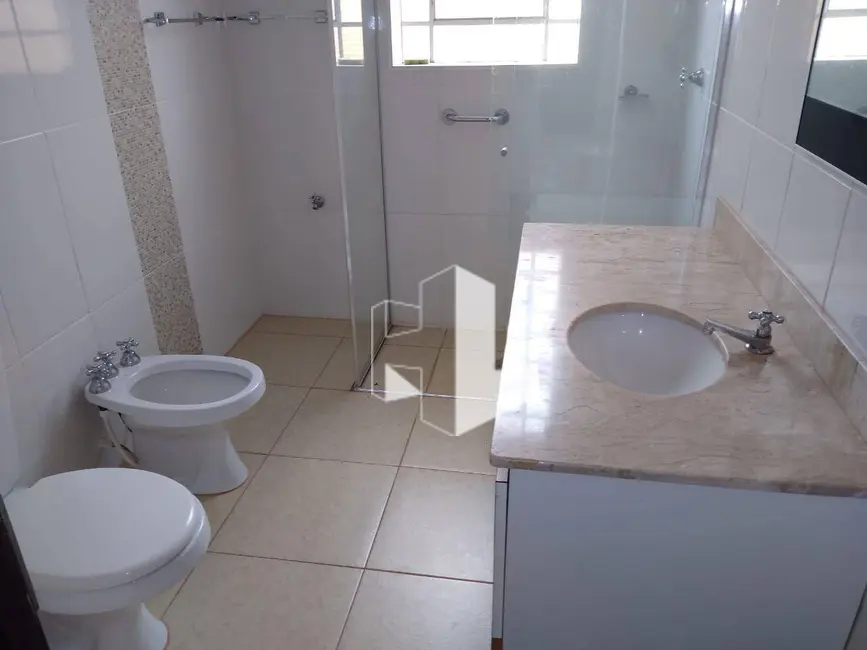 Foto 6 de Casa com 3 quartos à venda, 318m2 em Chácara Braz Miraglia, Jau - SP