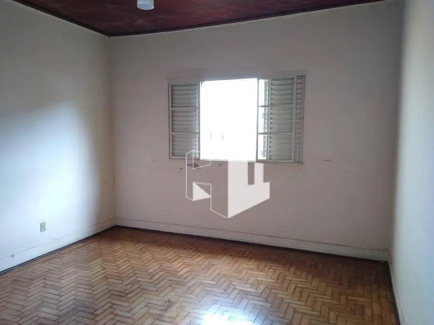 Foto 2 de Casa com 3 quartos à venda, 318m2 em Chácara Braz Miraglia, Jau - SP