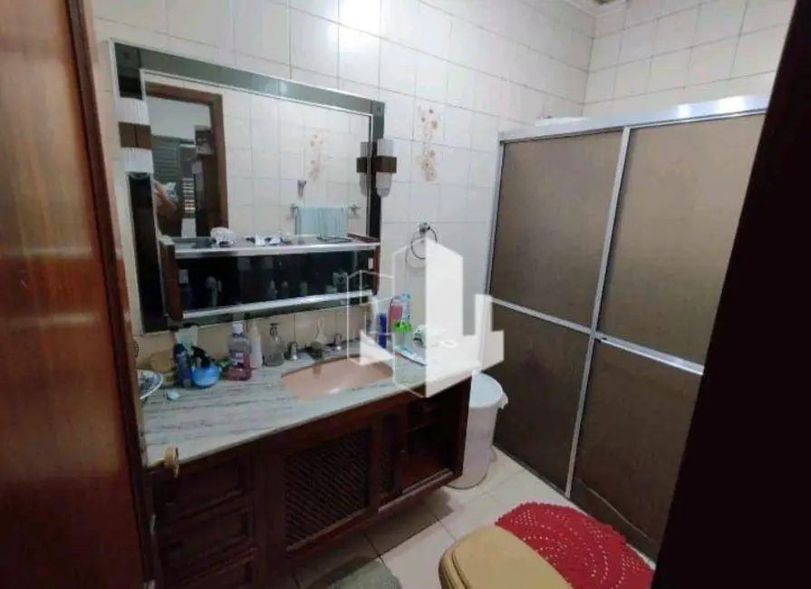 Foto 8 de Casa com 3 quartos à venda, 250m2 em Jardim das Paineiras, Jau - SP