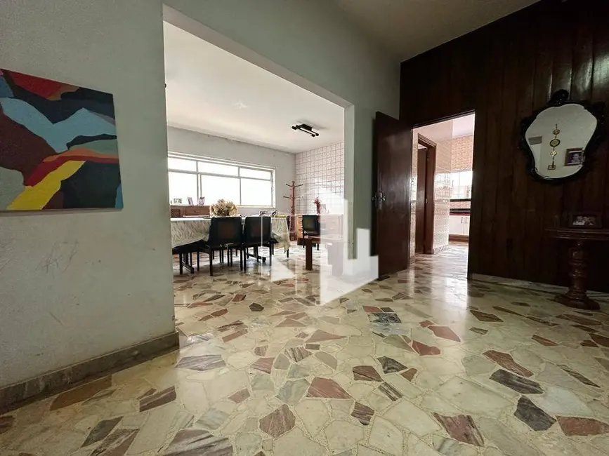 Foto 8 de Casa com 4 quartos à venda, 325m2 em Vila Hilst, Jau - SP