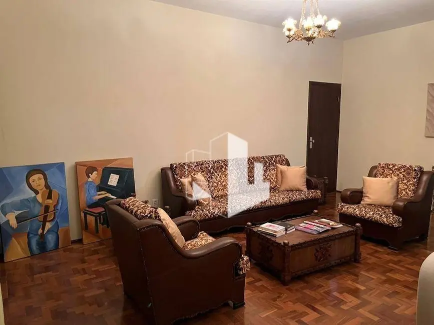 Foto 6 de Casa com 4 quartos à venda, 230m2 em Centro, Jau - SP