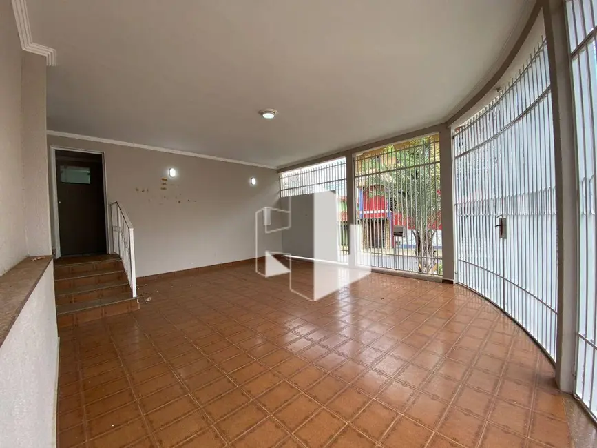 Foto 4 de Casa com 3 quartos para alugar, 250m2 em Vila Nova, Jau - SP