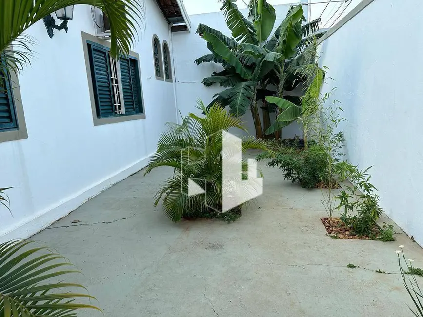 Casa com 3 quartos à venda, 500m2 em Jardim Netinho Prado, Jau - SP - imagem 8 Foto 8 de Casa com 3 quartos à venda, 500m2 em Jardim Netinho Prado, Jau - SP