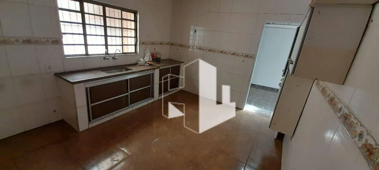 Foto 6 de Casa com 3 quartos à venda, 217m2 em Centro, Jau - SP