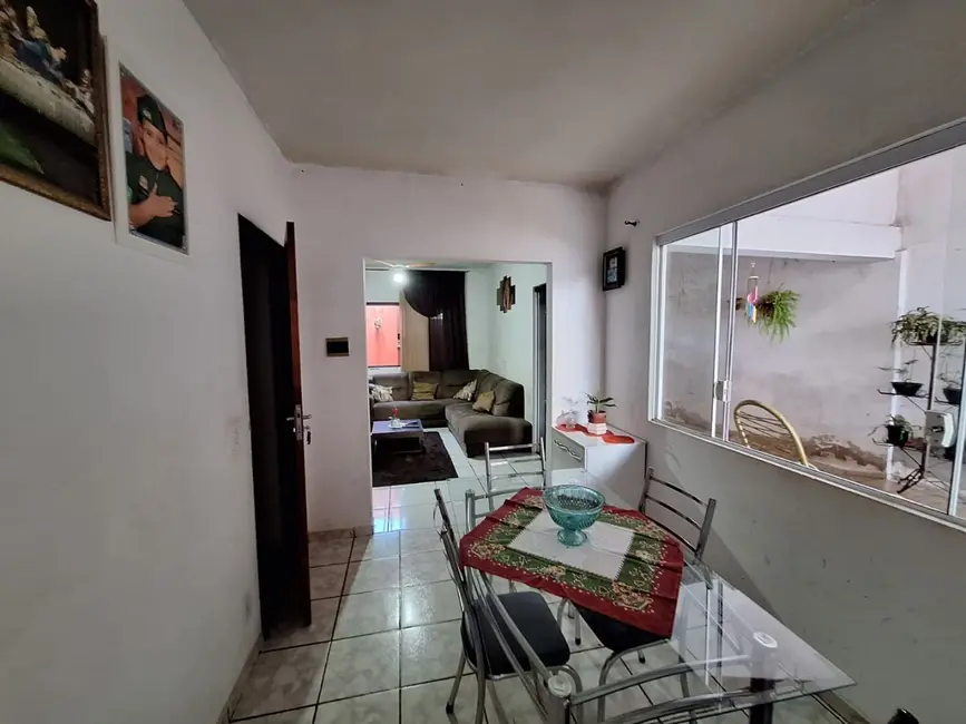 Foto 7 de Casa com 3 quartos à venda, 250m2 em Conjunto Residencial Bernardi, Jau - SP