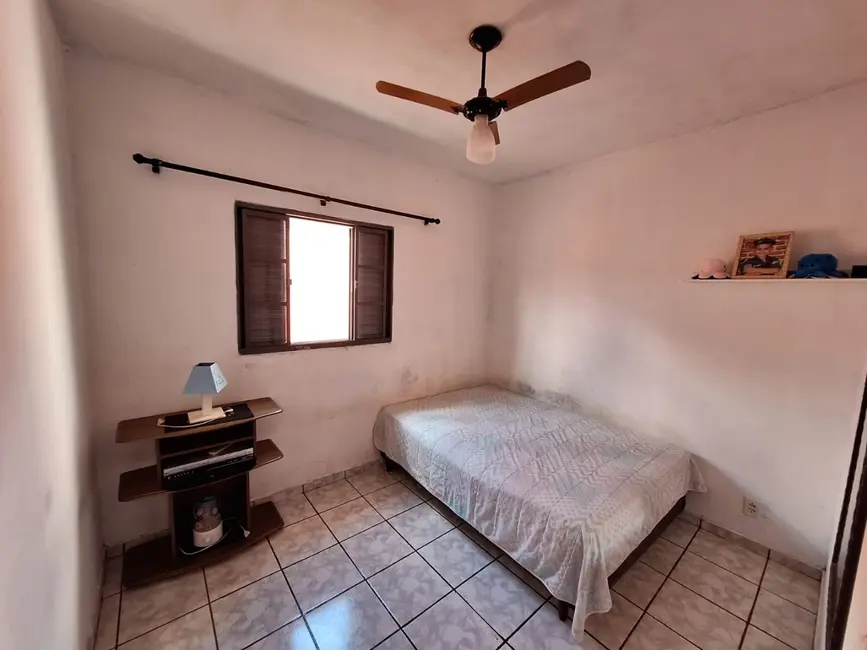 Foto 4 de Casa com 3 quartos à venda, 250m2 em Conjunto Residencial Bernardi, Jau - SP