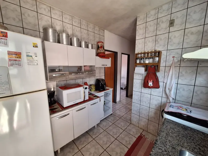 Foto 9 de Casa com 3 quartos à venda, 250m2 em Conjunto Residencial Bernardi, Jau - SP