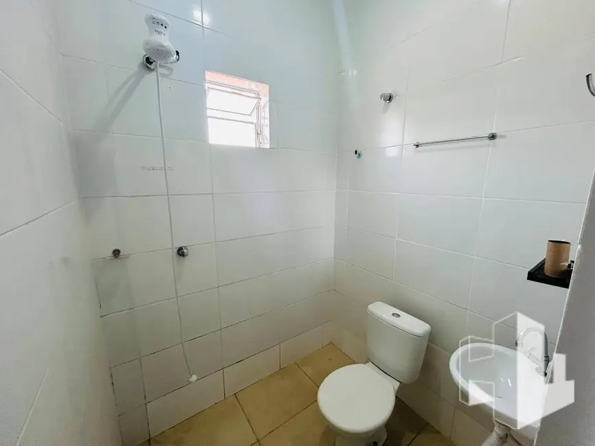 Kitnet com 1 quarto para alugar, 14m2 em Vila Industrial, Jau - SP - imagem 3 Foto 3 de Kitnet com 1 quarto para alugar, 14m2 em Vila Industrial, Jau - SP