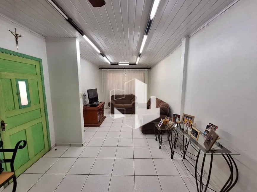 Foto 2 de Casa com 3 quartos à venda, 125m2 em Vila Industrial, Jau - SP