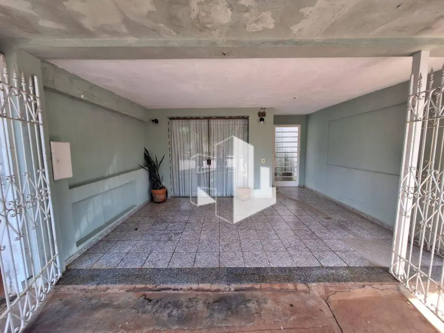 Foto 1 de Casa com 3 quartos à venda, 125m2 em Vila Industrial, Jau - SP