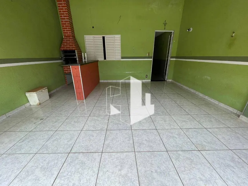 Casa com 3 quartos para alugar, 180m2 em Jardim Sanzovo, Jau - SP - imagem 9 Foto 9 de Casa com 3 quartos para alugar, 180m2 em Jardim Sanzovo, Jau - SP