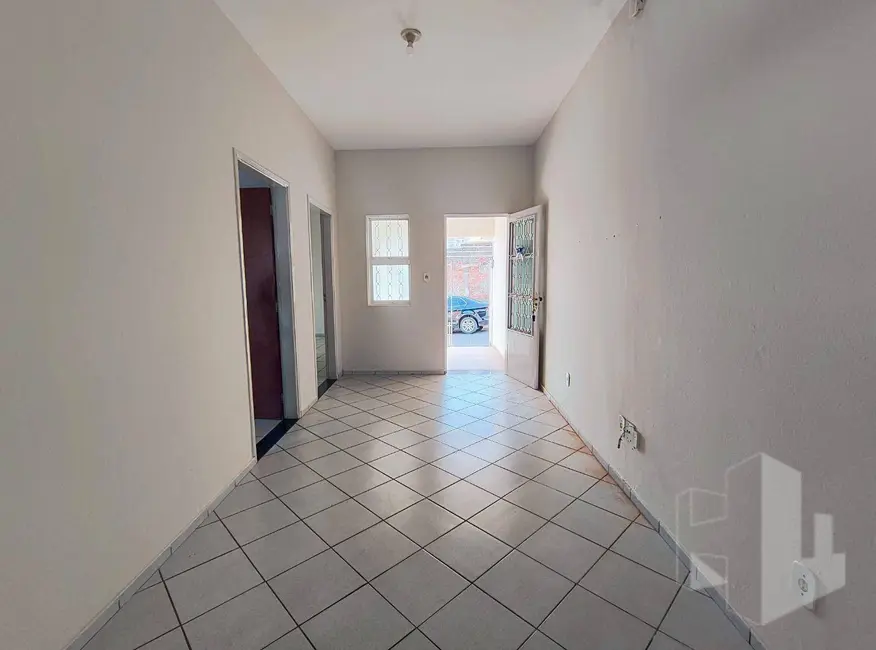 Foto 6 de Casa com 2 quartos para alugar, 150m2 em Jardim Bela Vista, Jau - SP