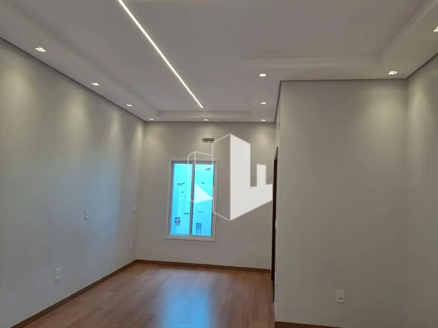 Foto 5 de Casa com 3 quartos à venda, 261m2 em Jau - SP