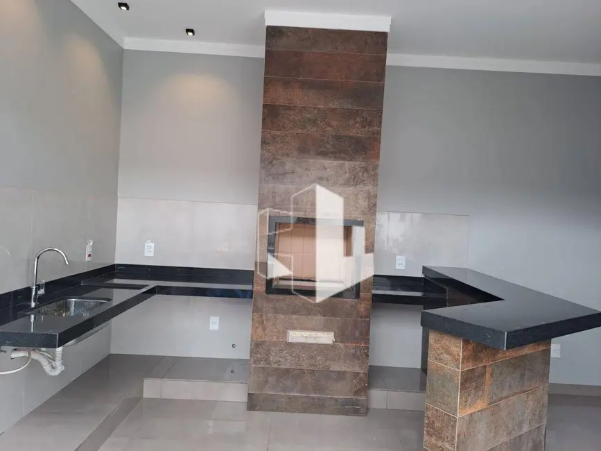 Foto 2 de Casa com 3 quartos à venda, 261m2 em Jau - SP