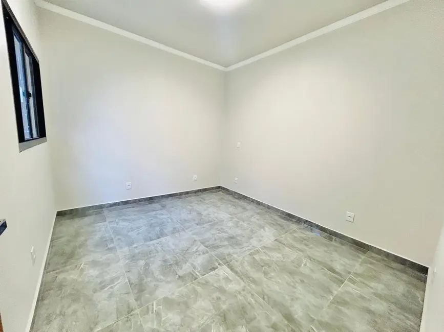 Foto 5 de Casa com 2 quartos à venda e para alugar, 184m2 em Jardim Doutor Roberto Pacheco, Jau - SP