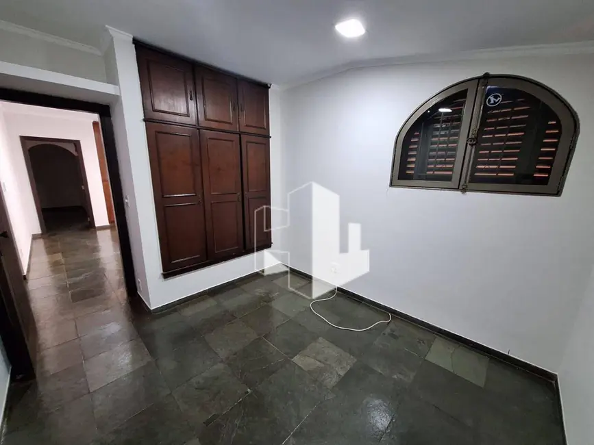 Foto 9 de Casa com 4 quartos à venda e para alugar, 900m2 em Jardim Maria Luiza II, Jau - SP