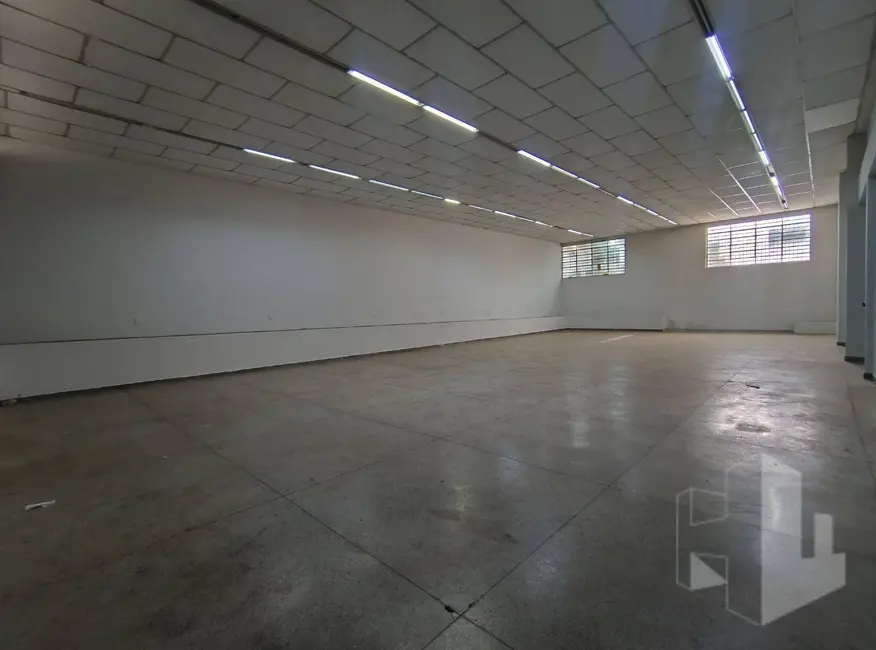 Foto 1 de Armazém / Galpão para alugar, 500m2 em Jardim Netinho Prado, Jau - SP