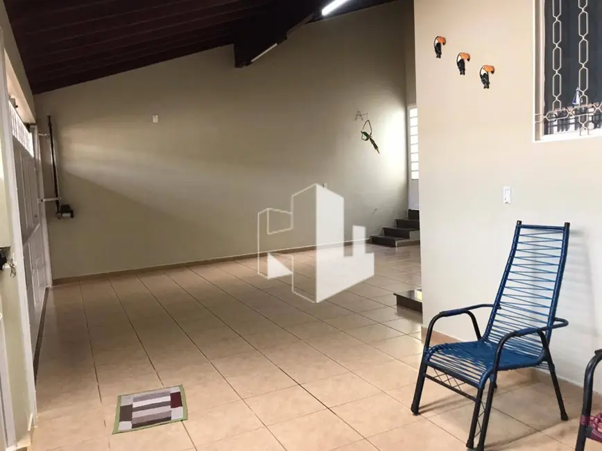 Foto 2 de Casa com 3 quartos à venda, 200m2 em Jardim Olímpia, Jau - SP
