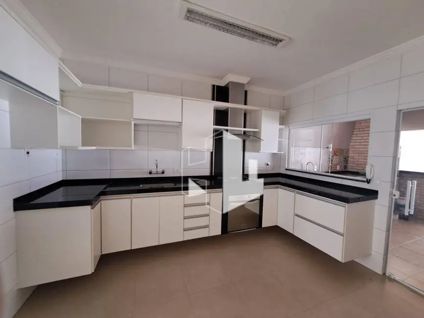 Foto 7 de Casa com 2 quartos à venda, 175m2 em Jardim Dona Emília, Jau - SP