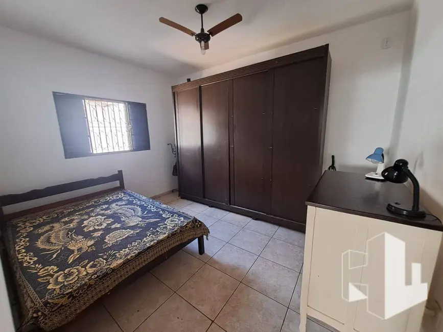 Foto 8 de Casa com 2 quartos à venda, 360m2 em Jardim Parati, Jau - SP