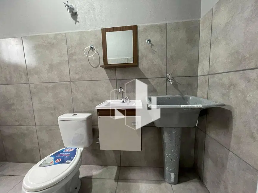 Foto 5 de Kitnet com 1 quarto para alugar, 30m2 em Vila Nova, Jau - SP